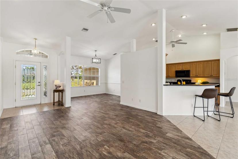 Picture of 113 Mark Twain Lane, Rotonda West FL 33947