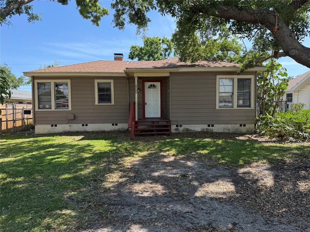 Picture of 536 89Th Avenue N, St Petersburg, FL 33702