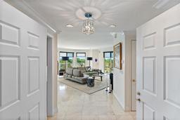 Picture of 555 5Th Avenue Ne Unit 424, St Petersburg, FL 33701