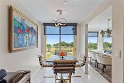 Picture of 555 5Th Avenue Ne Unit 424, St Petersburg, FL 33701