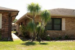 Picture of 446 Lake Carolyn Circle, Lakeland, FL 33813