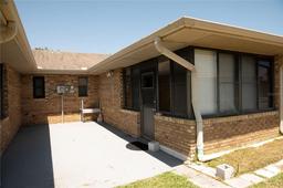 Picture of 446 Lake Carolyn Circle, Lakeland, FL 33813