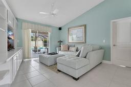Picture of 5836 Goldenwood Drive, Orlando, FL 32817