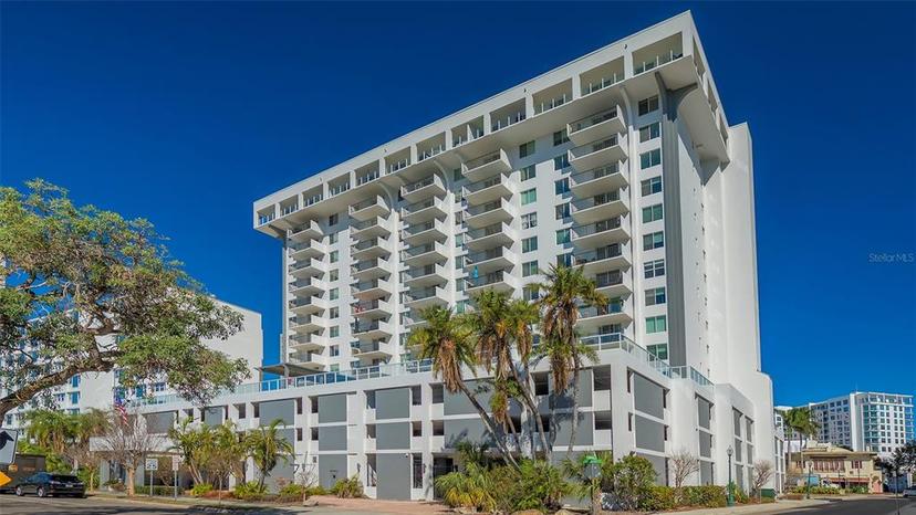 Picture of 101 S Gulfstream Avenue Unit 5J, Sarasota FL 34236
