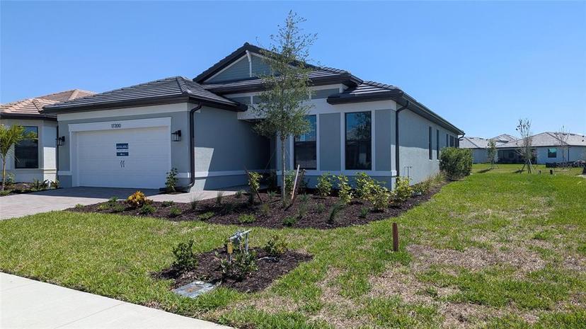 Picture of 17200 Luminous Avenue, Venice FL 34293