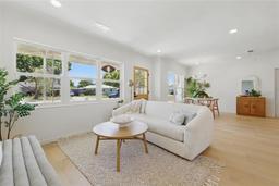 Picture of 4219 26Th Avenue N, St Petersburg, FL 33713