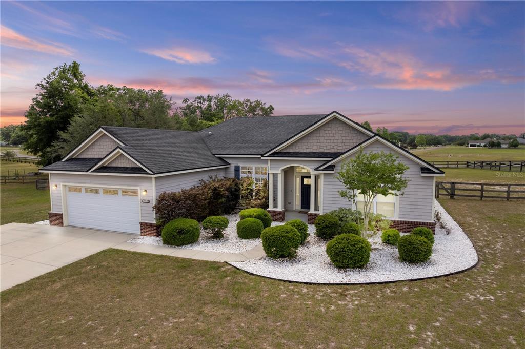 Picture of 17508 NW 251 Drive, High Springs, FL 32643