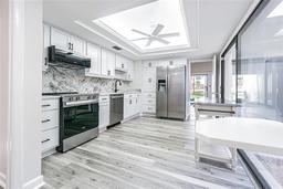 Picture of 4137 Northmeadow Circle, Tampa, FL 33618