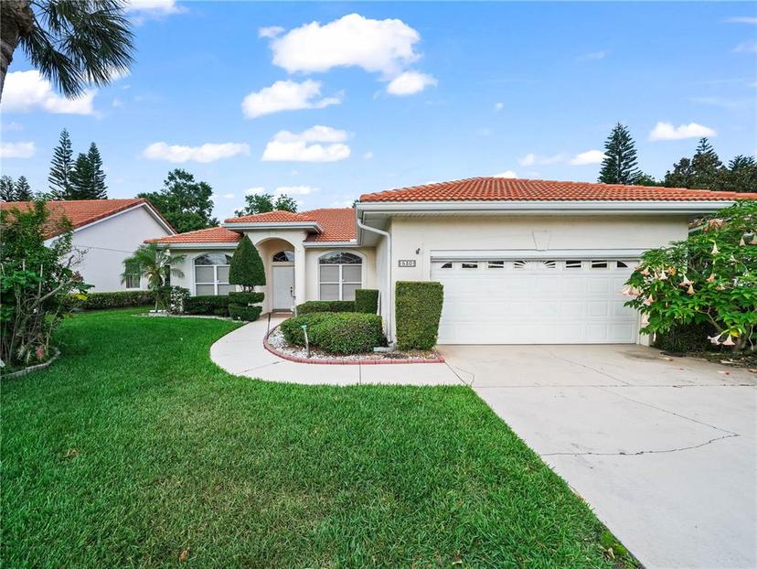Picture of 530 Greenway Drive, Lake Wales FL 33898