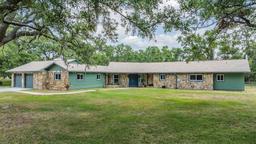 Picture of 6702 Towhe Drive, Seffner, FL 33584