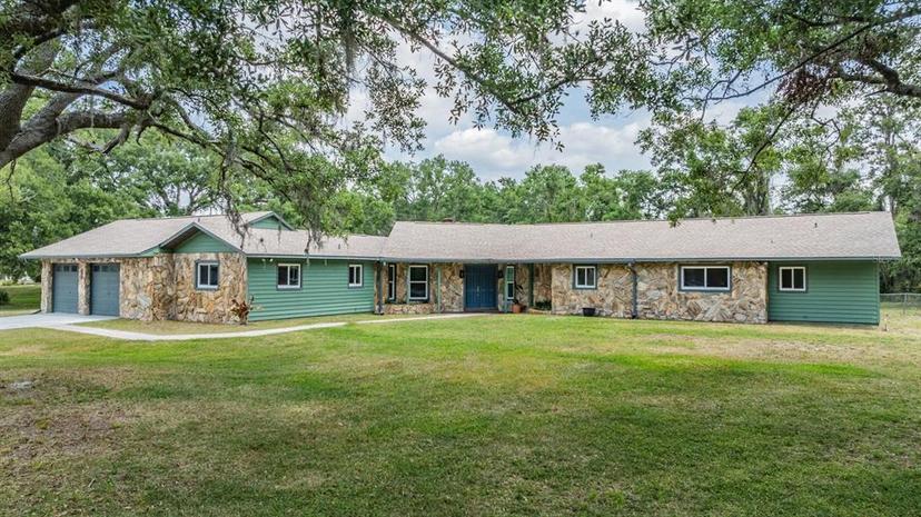 Picture of 6702 Towhe Drive, Seffner FL 33584