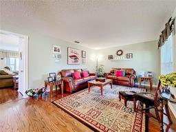 Picture of 1930 Knollcrest Drive, Clermont, FL 34711