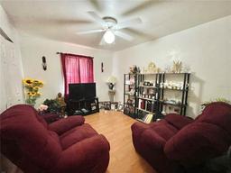 Picture of 2527 NW 37Th Place, Gainesville, FL 32605