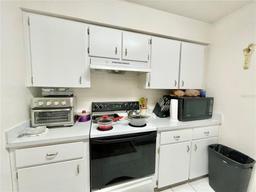 Picture of 2527 NW 37Th Place, Gainesville, FL 32605