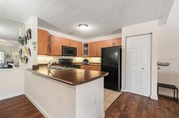 Picture of 5636 Baywater Drive Unit 5636, Tampa, FL 33615