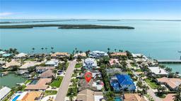 Picture of 6129 Leeland Street S, St Petersburg, FL 33715