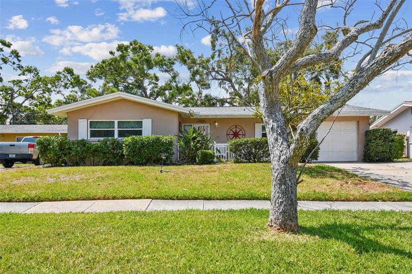 Picture of 3072 Keene Park Drive, Largo FL 33771