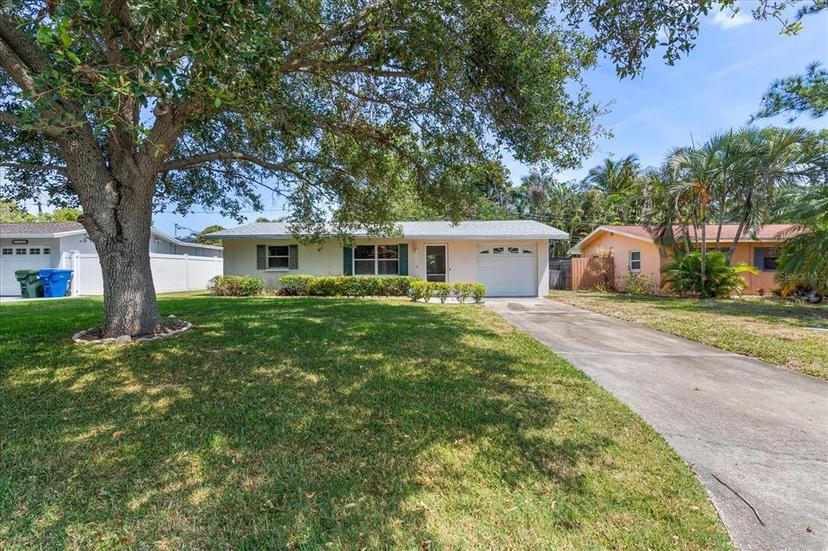 Picture of 13503 127Th Avenue, Largo FL 33774