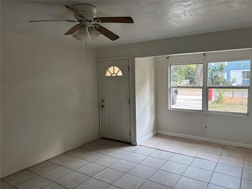 Picture of 1106 Woodlawn Avenue, Plant City FL 33563