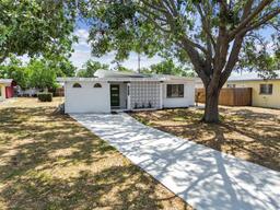 Picture of 5121 Flamingo Drive N, St Petersburg, FL 33714