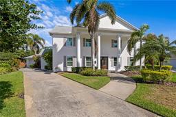 Picture of 4935 W Bay Way Place, Tampa, FL 33629