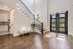Picture of 481 W Davis Boulevard, Tampa, FL 33606