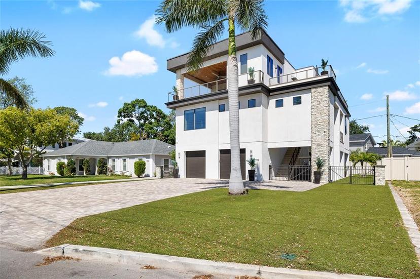 Picture of 706 S Davis Boulevard, Tampa FL 33606