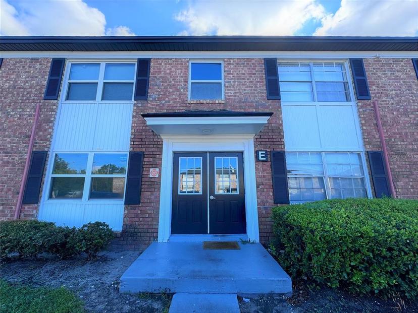 Picture of 5325 Curry Ford Road Unit E101, Orlando FL 32812