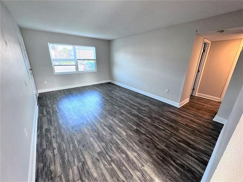 Picture of 5325 Curry Ford Road Unit E101, Orlando FL 32812