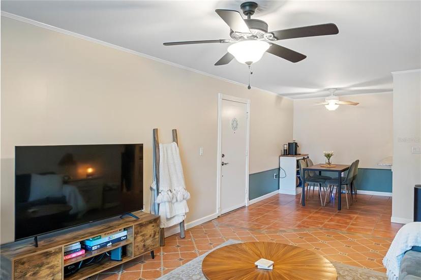 Picture of 3269 Beneva Road Unit 102, Sarasota FL 34232