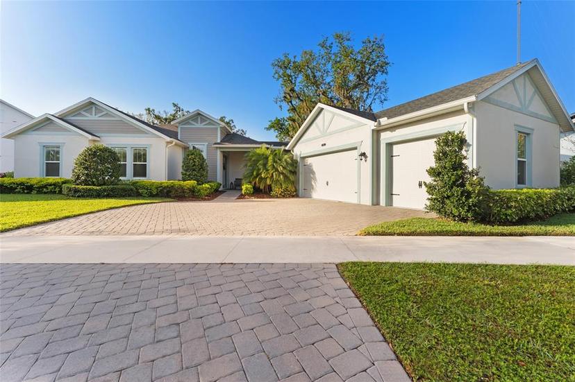Picture of 5903 Nature Ridge Lane, Lithia FL 33547