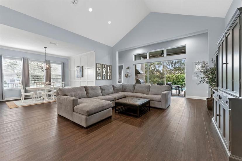 Picture of 5903 Nature Ridge Lane, Lithia FL 33547