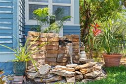 Picture of 701 14Th Street N, St Petersburg, FL 33705