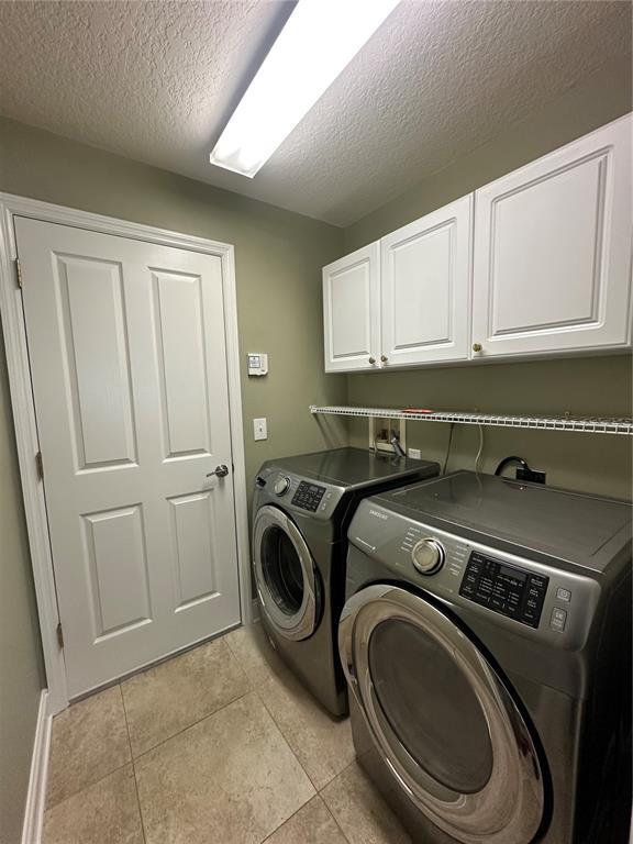 Picture of 2603 Valencia Grove Drive, Valrico FL 33596