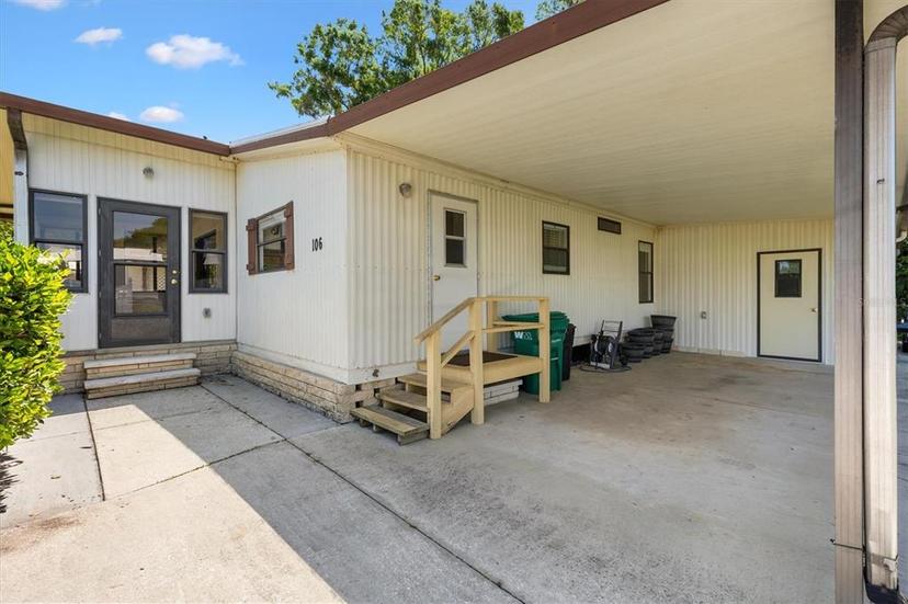 Picture of 106 Oak Boulevard, Wildwood FL 34785