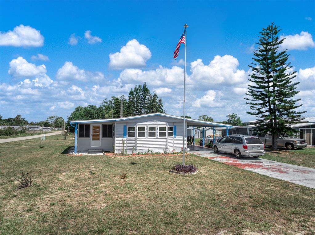 Picture of 109 S Winter Circle, Avon Park, FL 33825