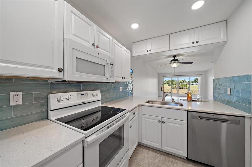 Picture of 406 Cerromar Circle N Unit 128, Venice FL 34293