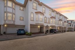 Picture of 1340 Bayshore Boulevard Unit 411, Dunedin, FL 34698