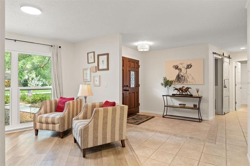 Picture of 11709 Rolling Oaks Lane, Tampa FL 33618