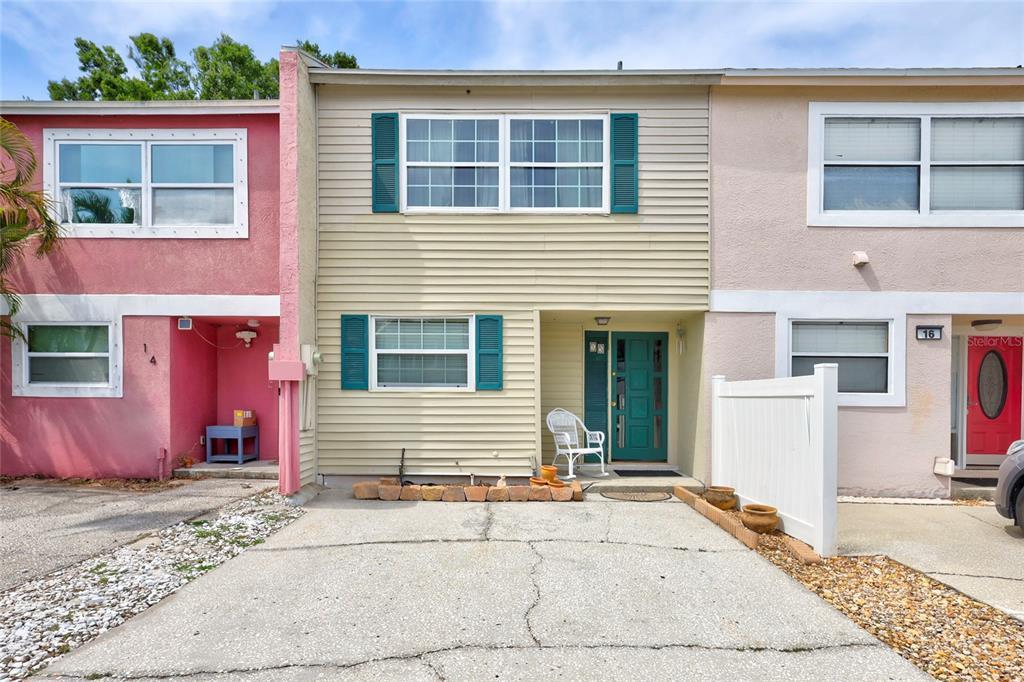 Picture of 2811 S Pines Drive Unit 15, Largo, FL 33771
