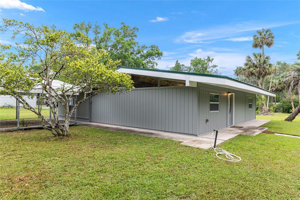 Picture of 11065 NE 42Nd Street, Silver Springs, FL 34488