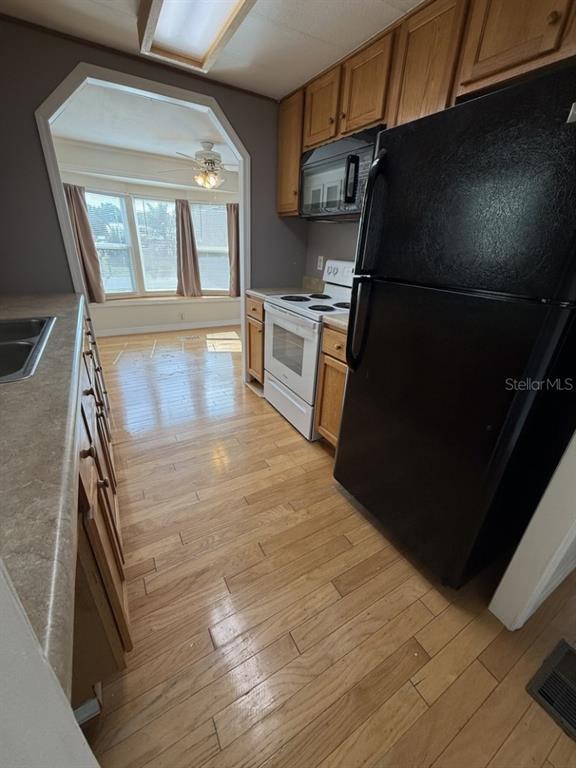 Picture of 38742 Vulcan Circle, Zephyrhills FL 33542