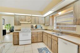Picture of 4346 Suntree Boulevard, Orlando, FL 32817