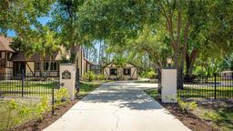 Picture of 222 High Point Drive, Venice, FL 34292