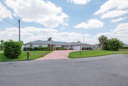 Picture of 3528 SE 16 Th Place, Cape Coral, FL 33904