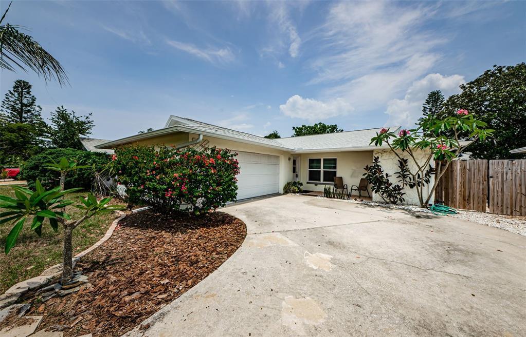 Picture of 1615 Stonehaven Way, Tarpon Springs, FL 34689