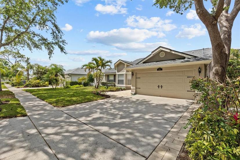 Picture of 1077 Captains Way, Tarpon Springs FL 34689