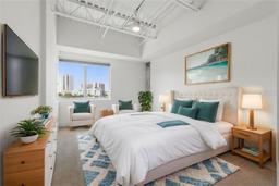 Picture of 332 Cocoanut Avenue Unit 505, Sarasota, FL 34236