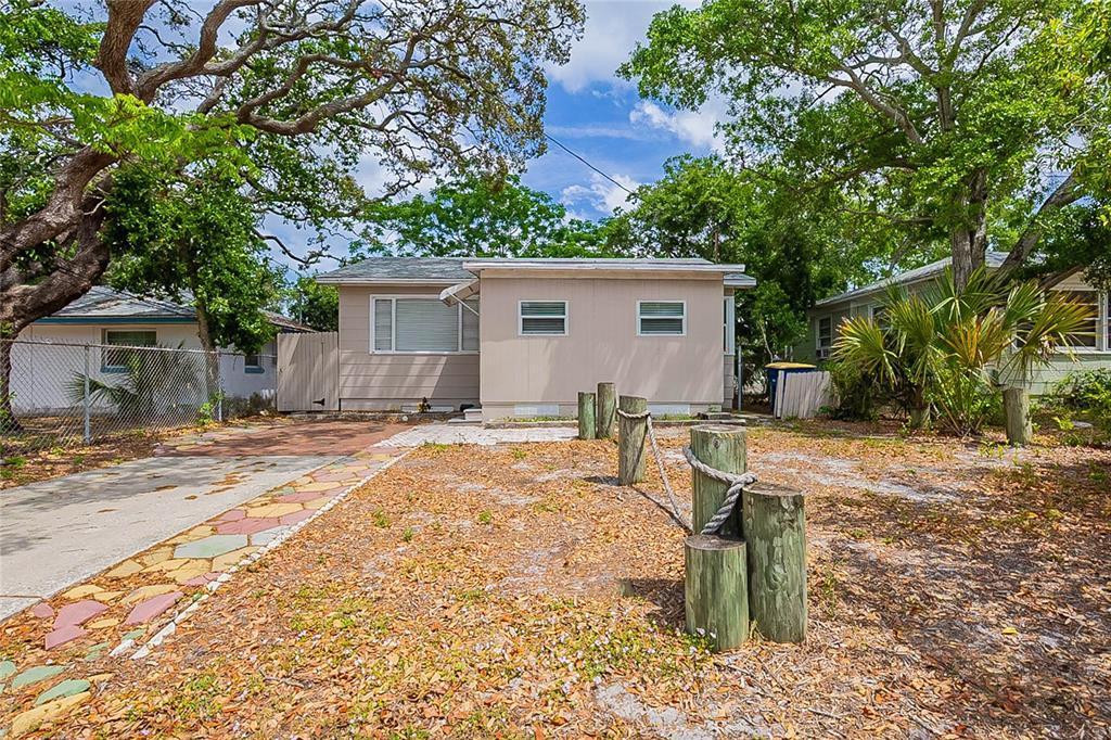 Picture of 912 Magnolia Drive, Clearwater, FL 33756