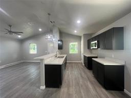 Picture of 23140 NW 179Th Place, High Springs, FL 32643